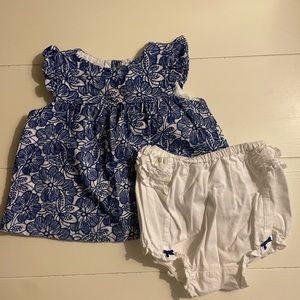 2 piece matching outfit size 18-24m no stains no tears